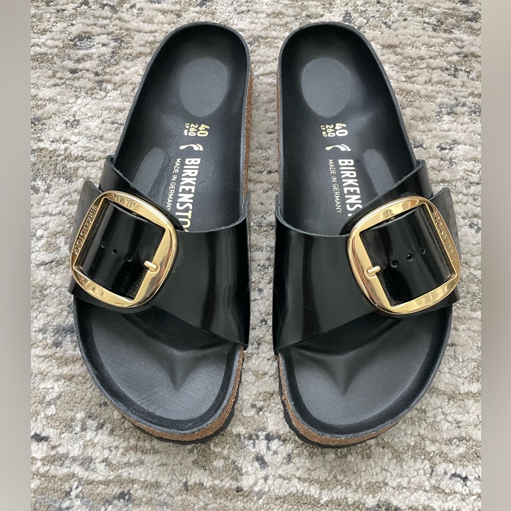 Birkenstock Madrid Big Buckle Sandal High Shine Black Leather Size 40 Gold - Picture 9 of 9